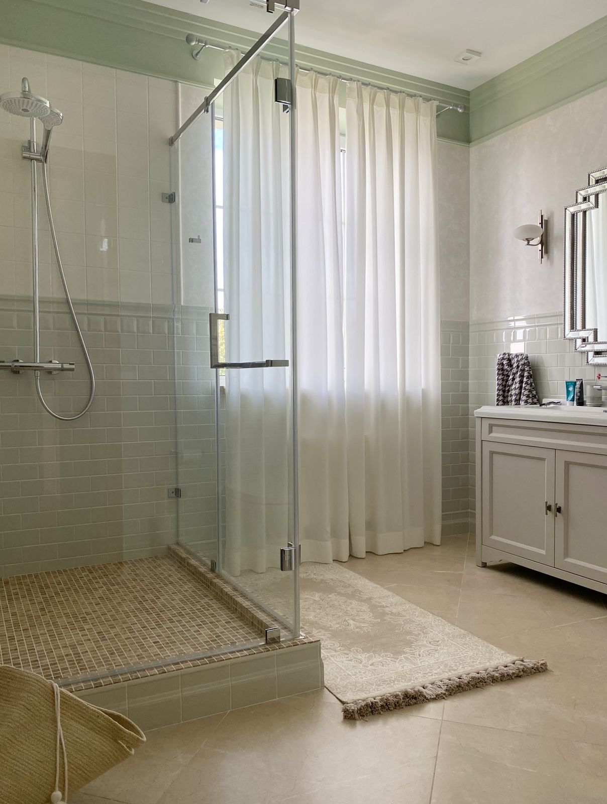 Тепличный 23